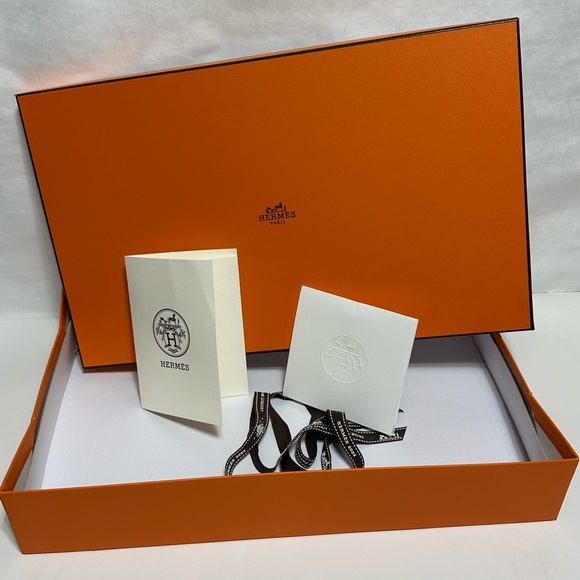 Authentic Hermes Orange Storage Gift Box Empty 15"x 9"x 2.75" Medium Rectangle - Picture 1 of 14